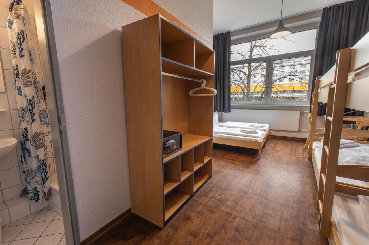 Acama & Kreuzberg