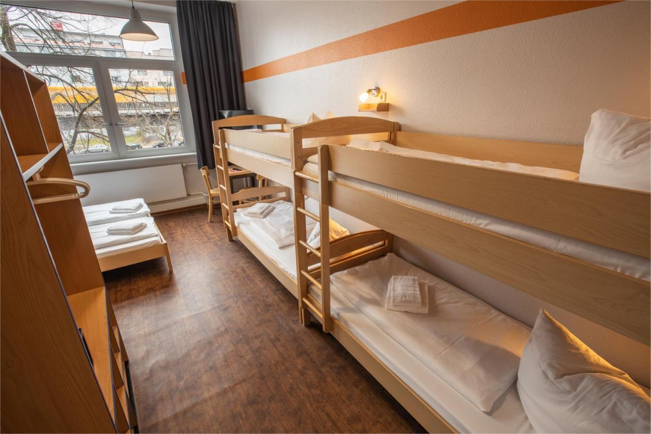 Acama & Kreuzberg 2*