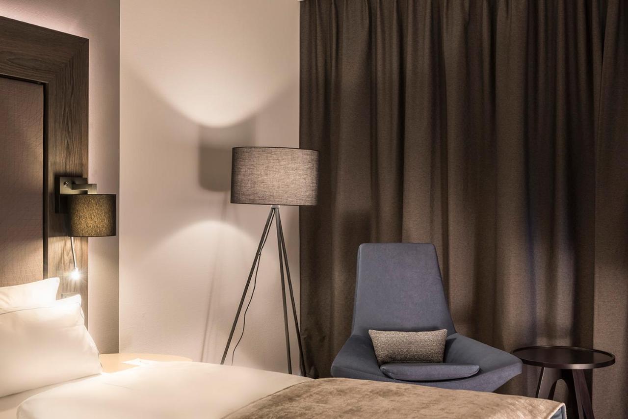 Holiday City-west By Ihg Hotel 4*