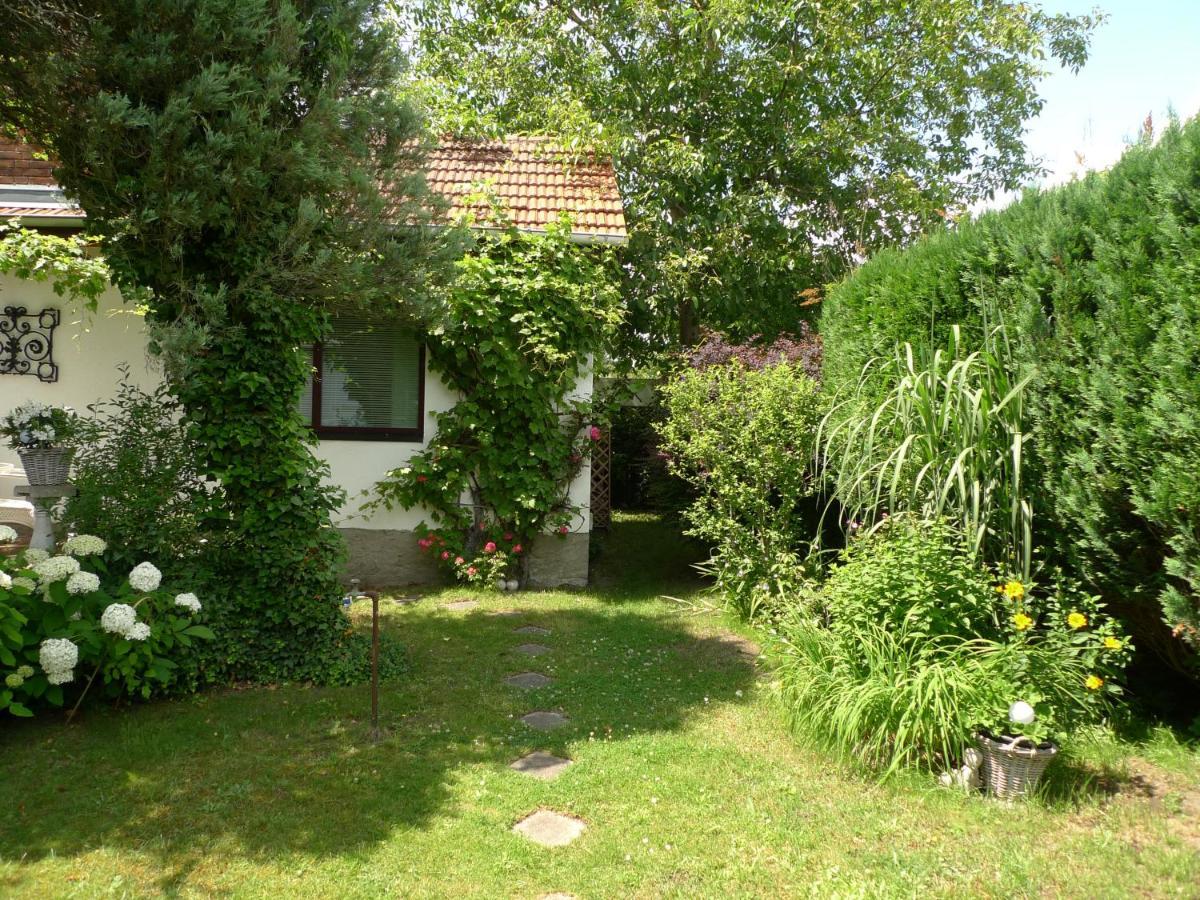 Gemuetliches Gaestehaus Bohnsdorf, Naehe Flughafen Schoenefeld Holiday home