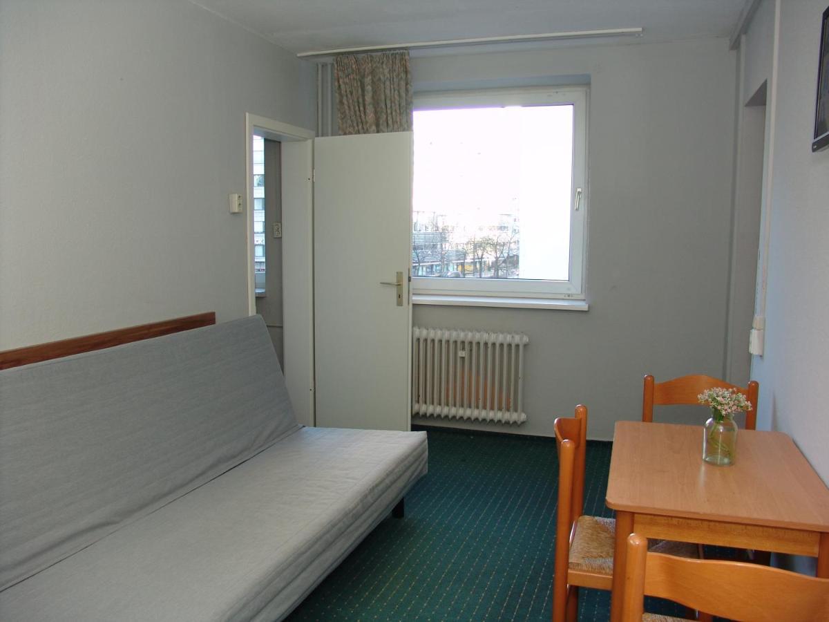 Hotel Ansbach Am Kadewe 3*
