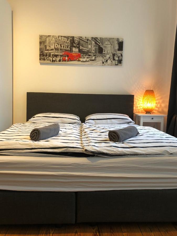 Modernes Am Viktoria Luise Platz Berlin