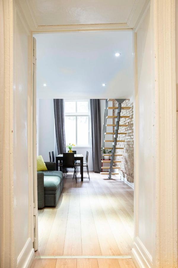 Mitte Prenzlauerberg Industrial Style Apartment