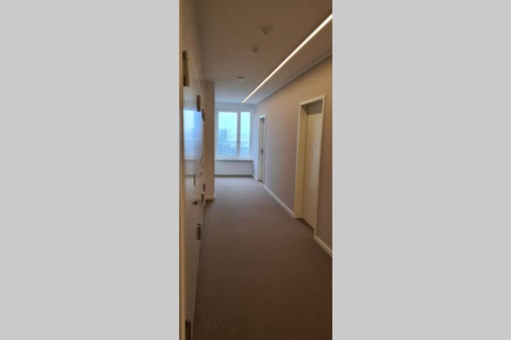Studio Uber Den Wolken Berlin