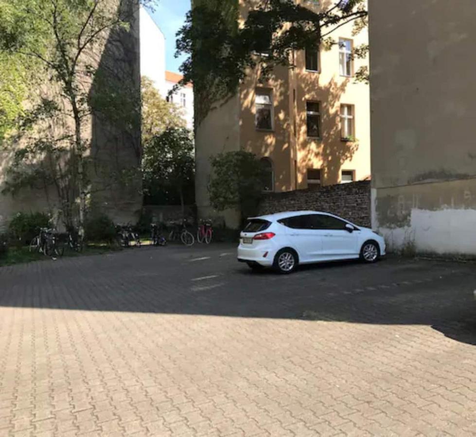 Designer With Terrace & Free Parking Apartment Berlin