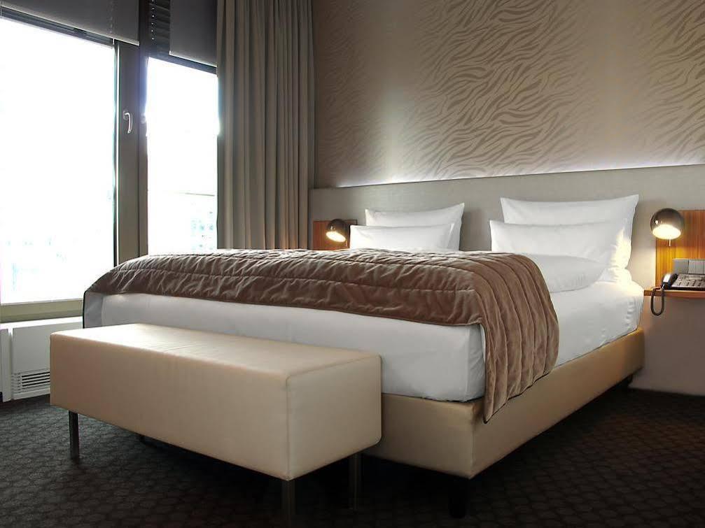 Cosmo Mitte Hotel 4*