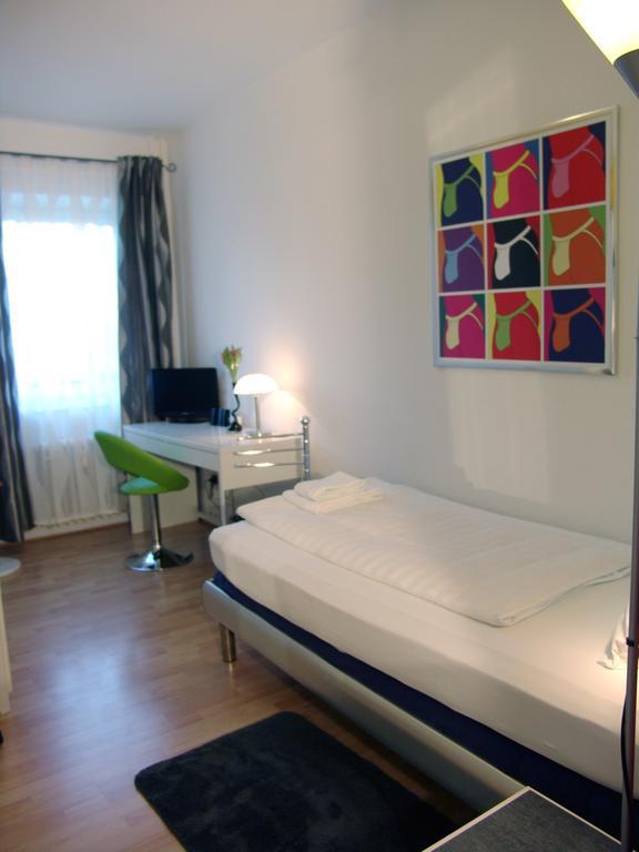 Casa de hóspedes Bananas Hotel And Guesthouse Berlin Berlim