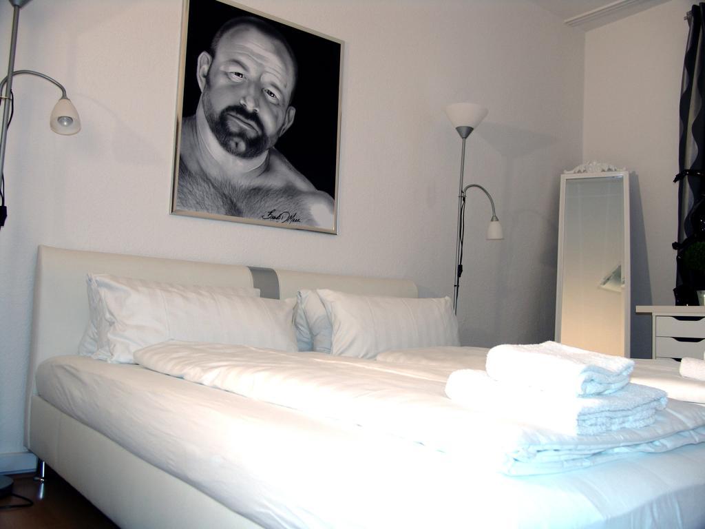Bananas Hotel And Guesthouse Berlin *