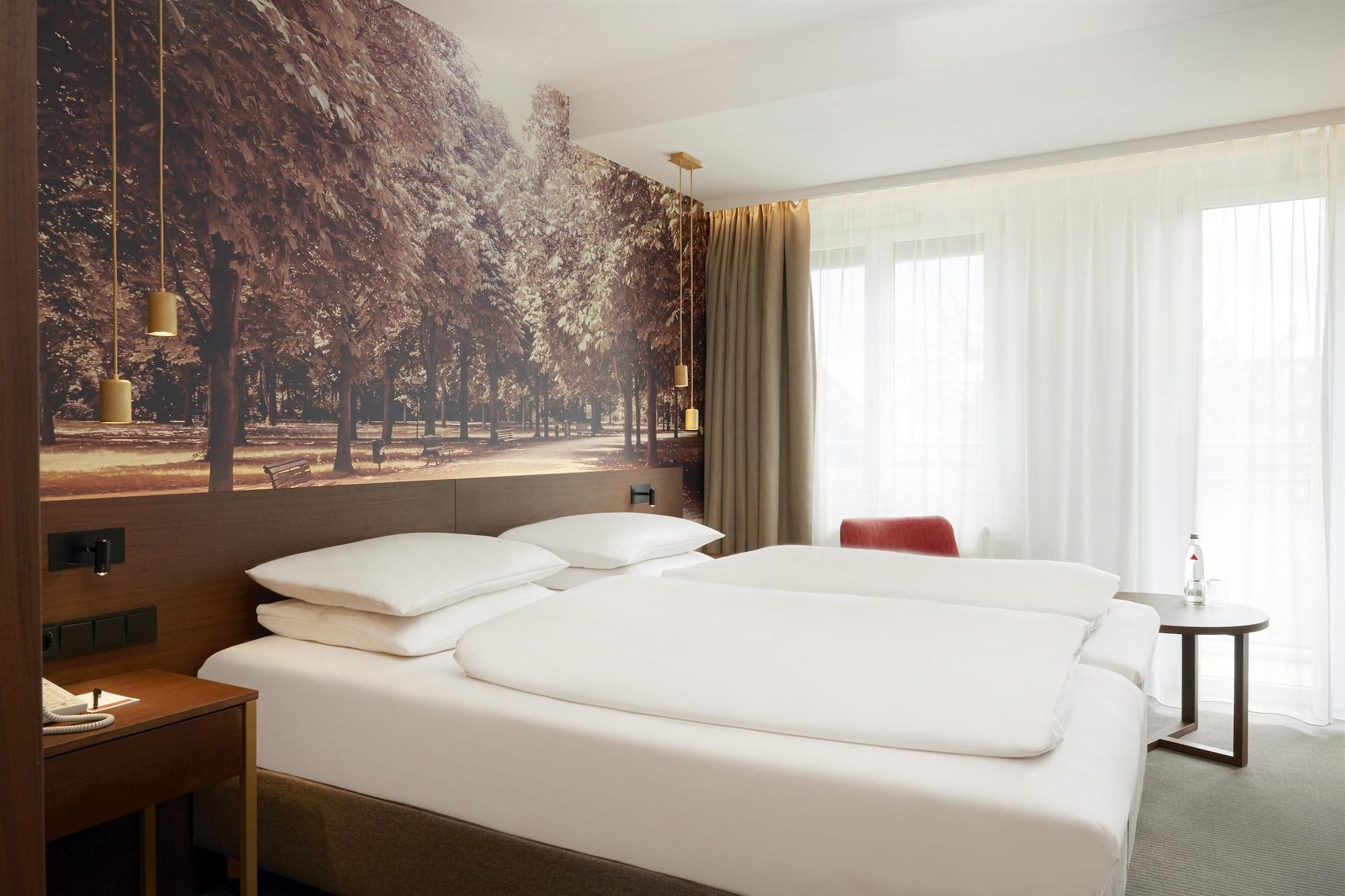 Hotel Hyperion