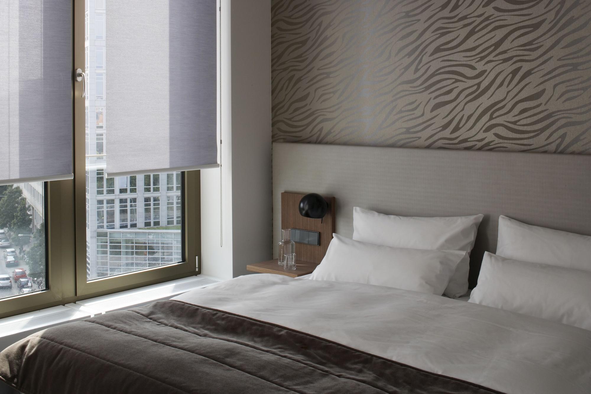 Cosmo Mitte Hotel 4*