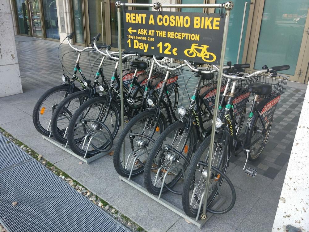 Cosmo Mitte