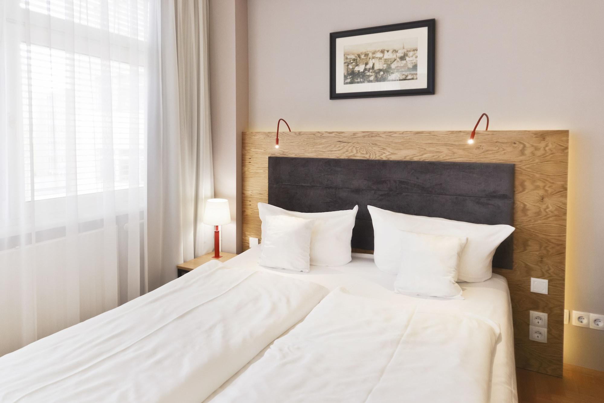 Youth Apartments - Ku'Damm *