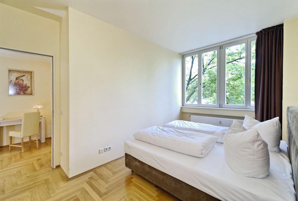 Youth Apartments - Ku'Damm Berlin