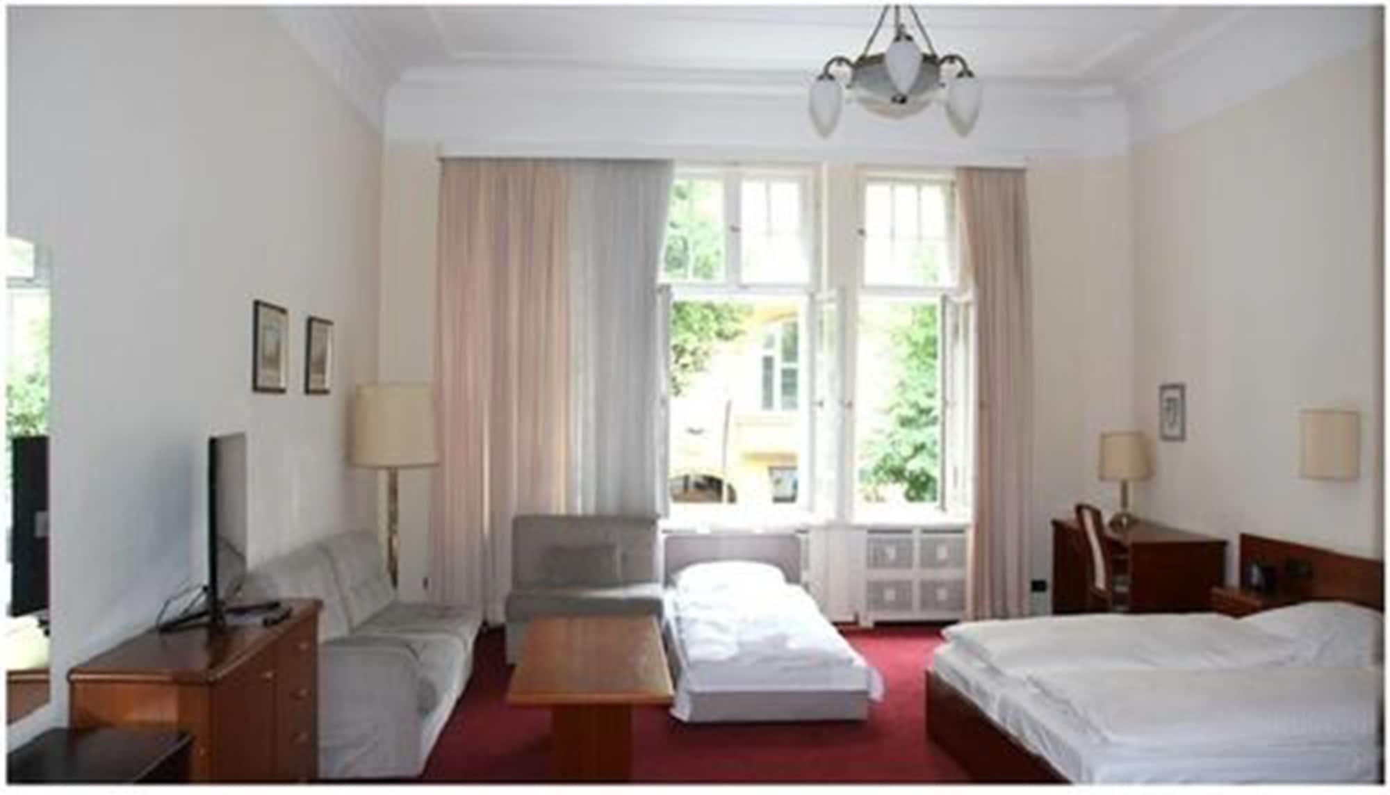 Kurfuerst Am Kurfuerstendamm Hotel Berlin