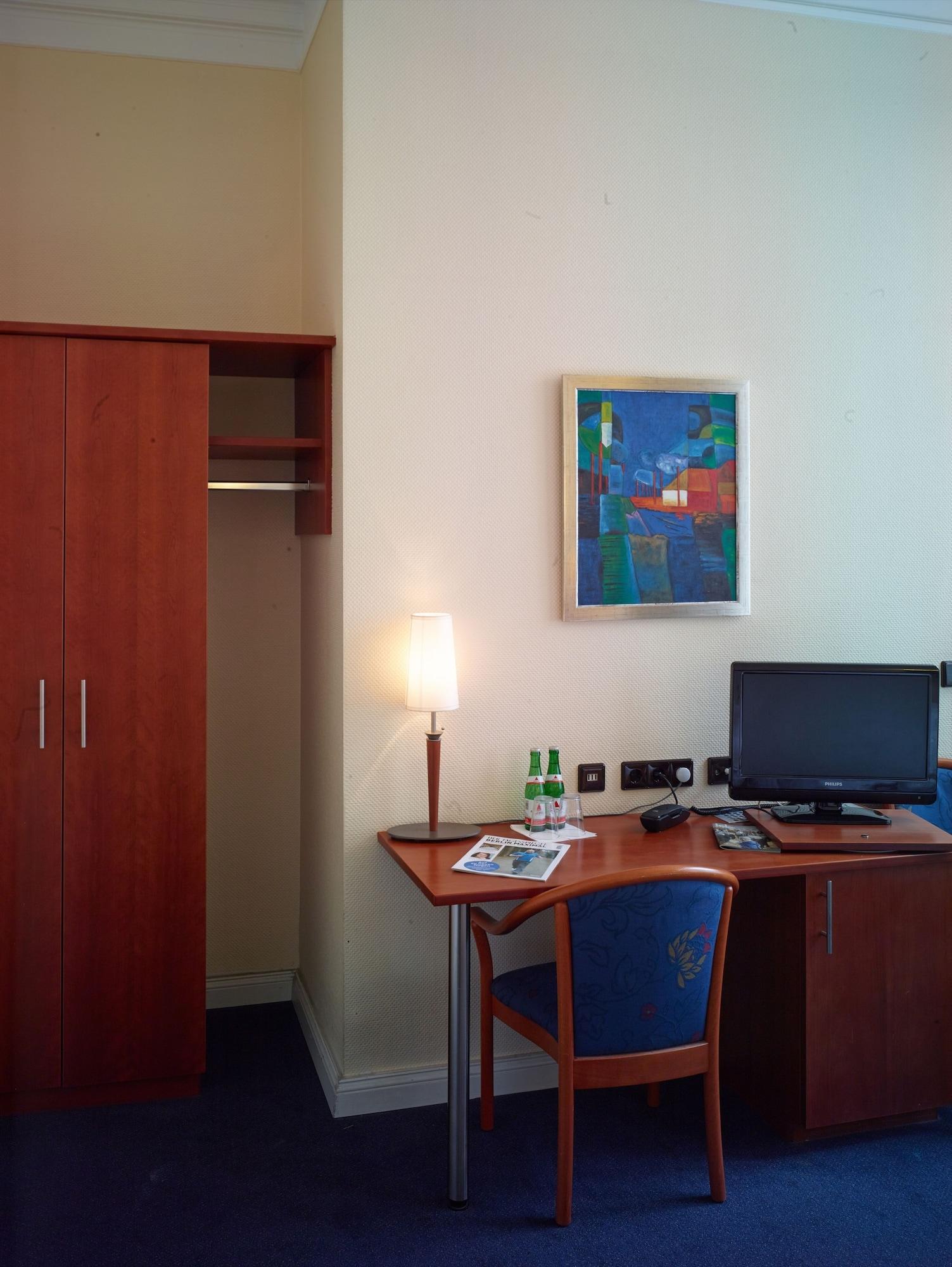 Hotel Kurfuerst Am Kurfuerstendamm Berlin