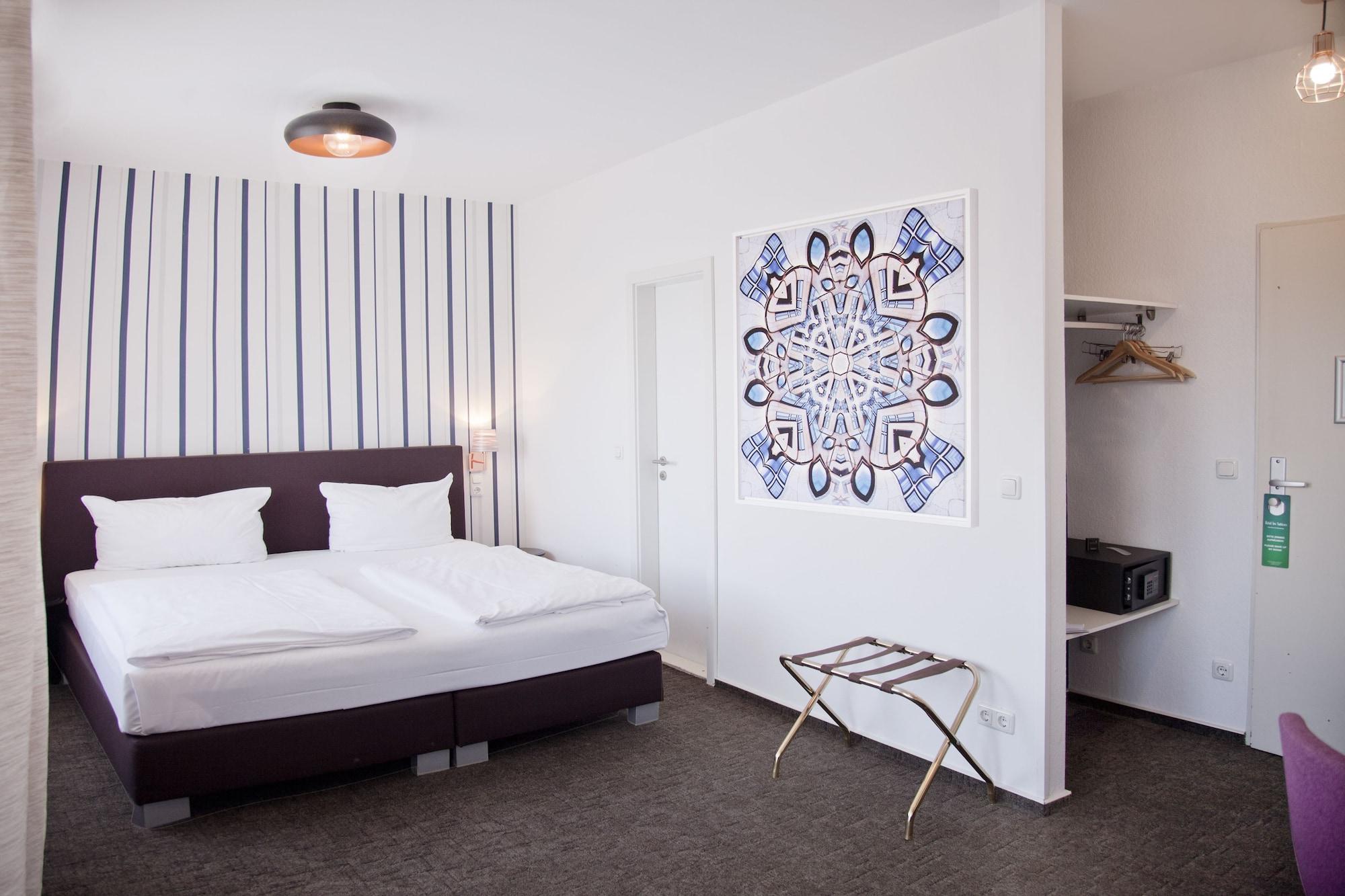 Les Nations Hotel 3*