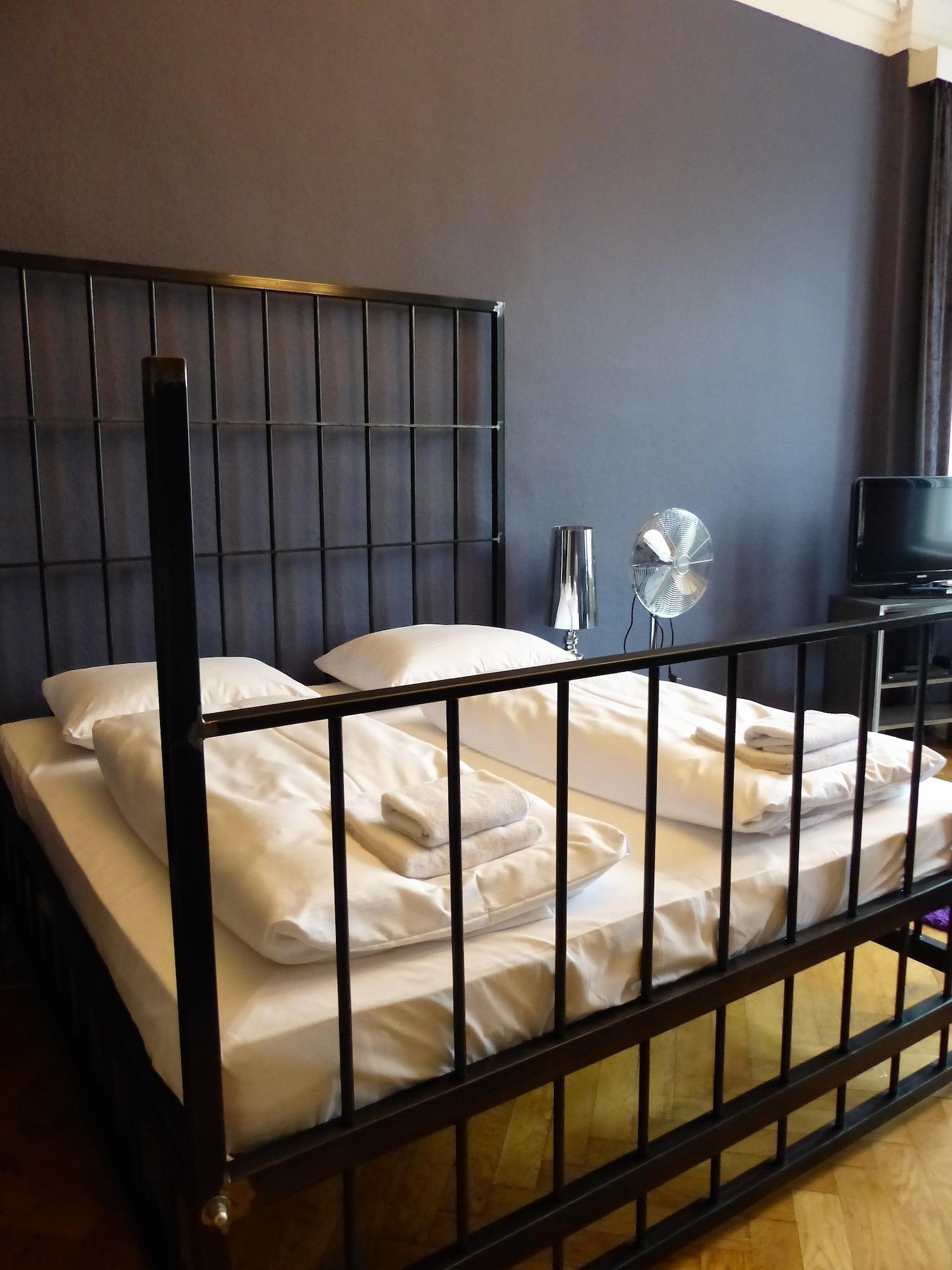 Arthotel Connection 3*