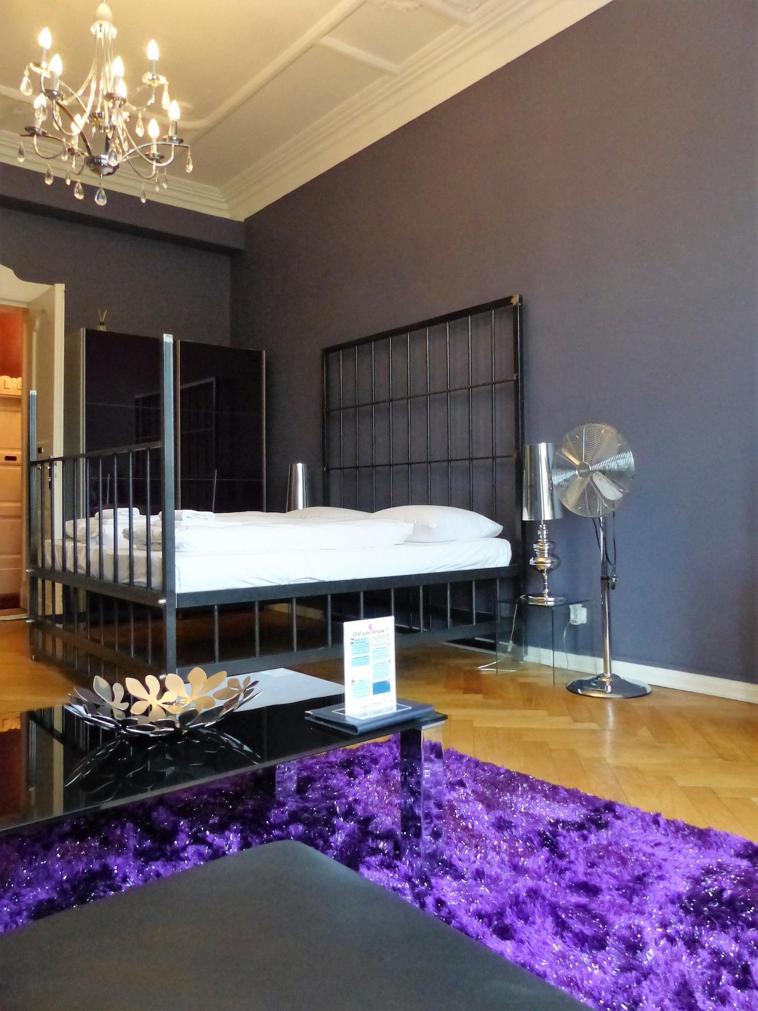 Arthotel Connection Hotel 3*