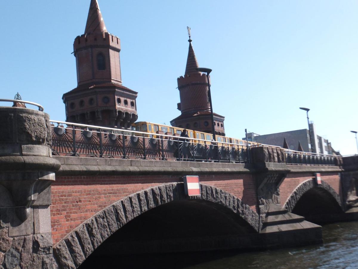 Tolle In Geilem Kiez * Berlin