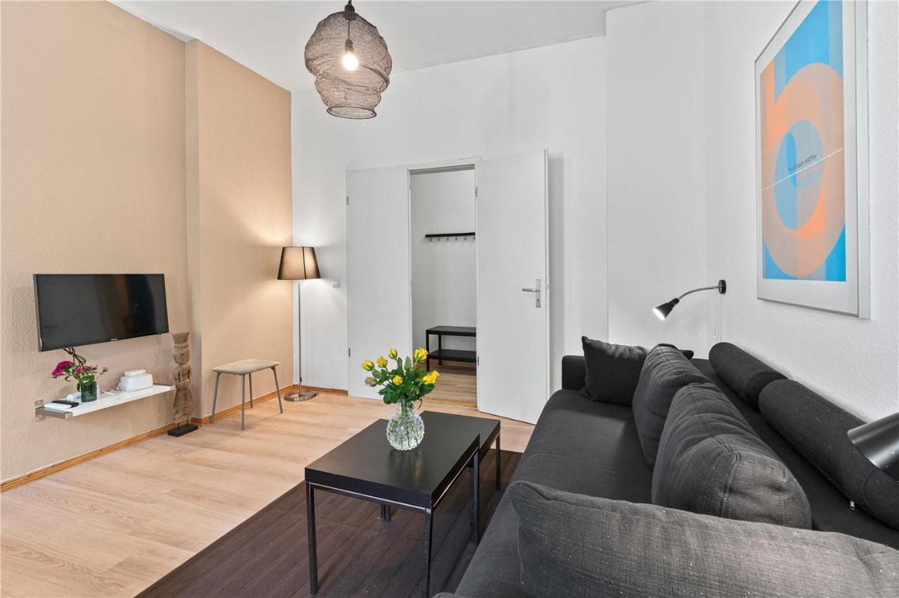 Apartment 33 Efg Schoenhauser Allee Mit Balkon *
