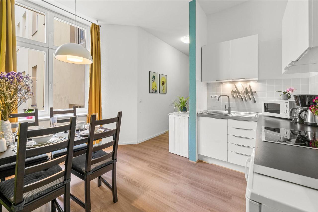 Apartment 33 Efg Schoenhauser Allee Mit Balkon Berlin