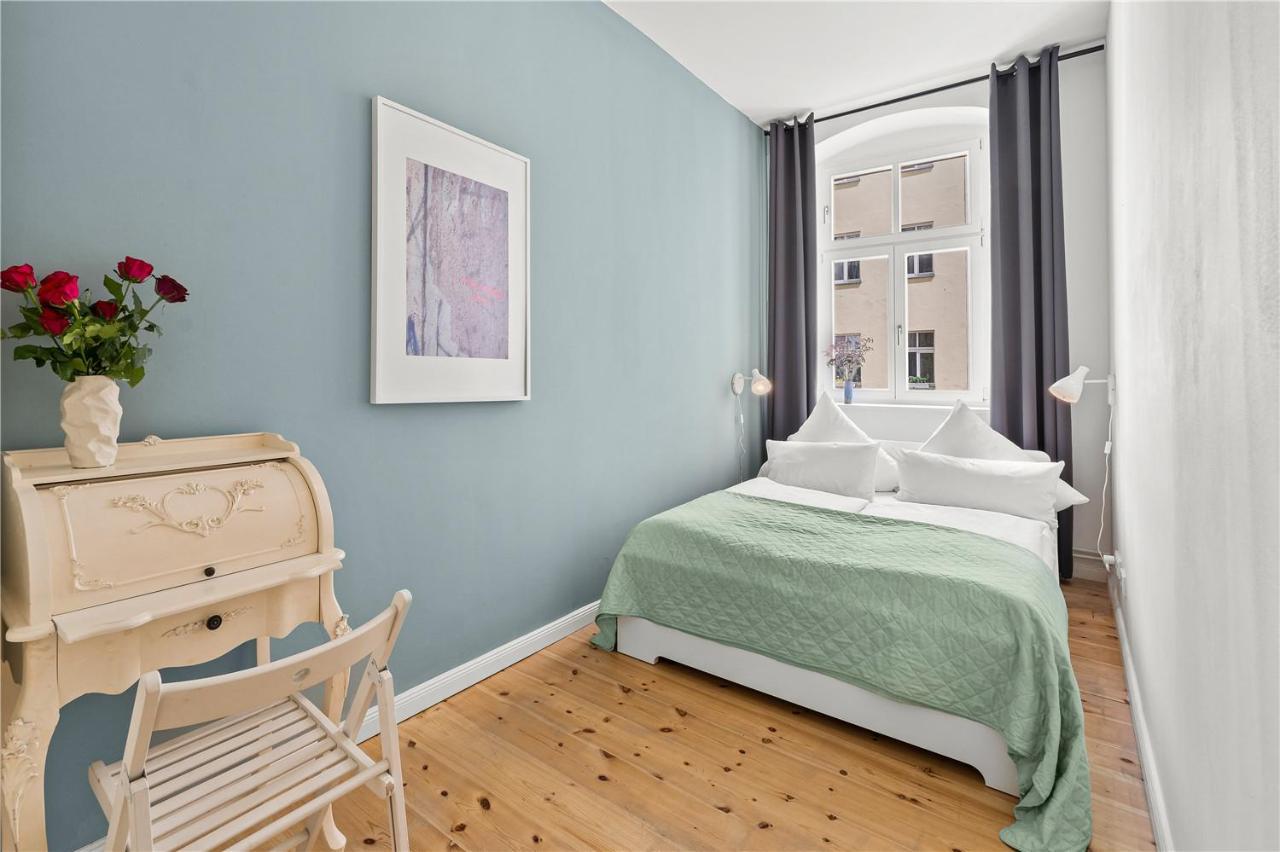 33 Efg Schoenhauser Allee Mit Balkon Apartment Berlin