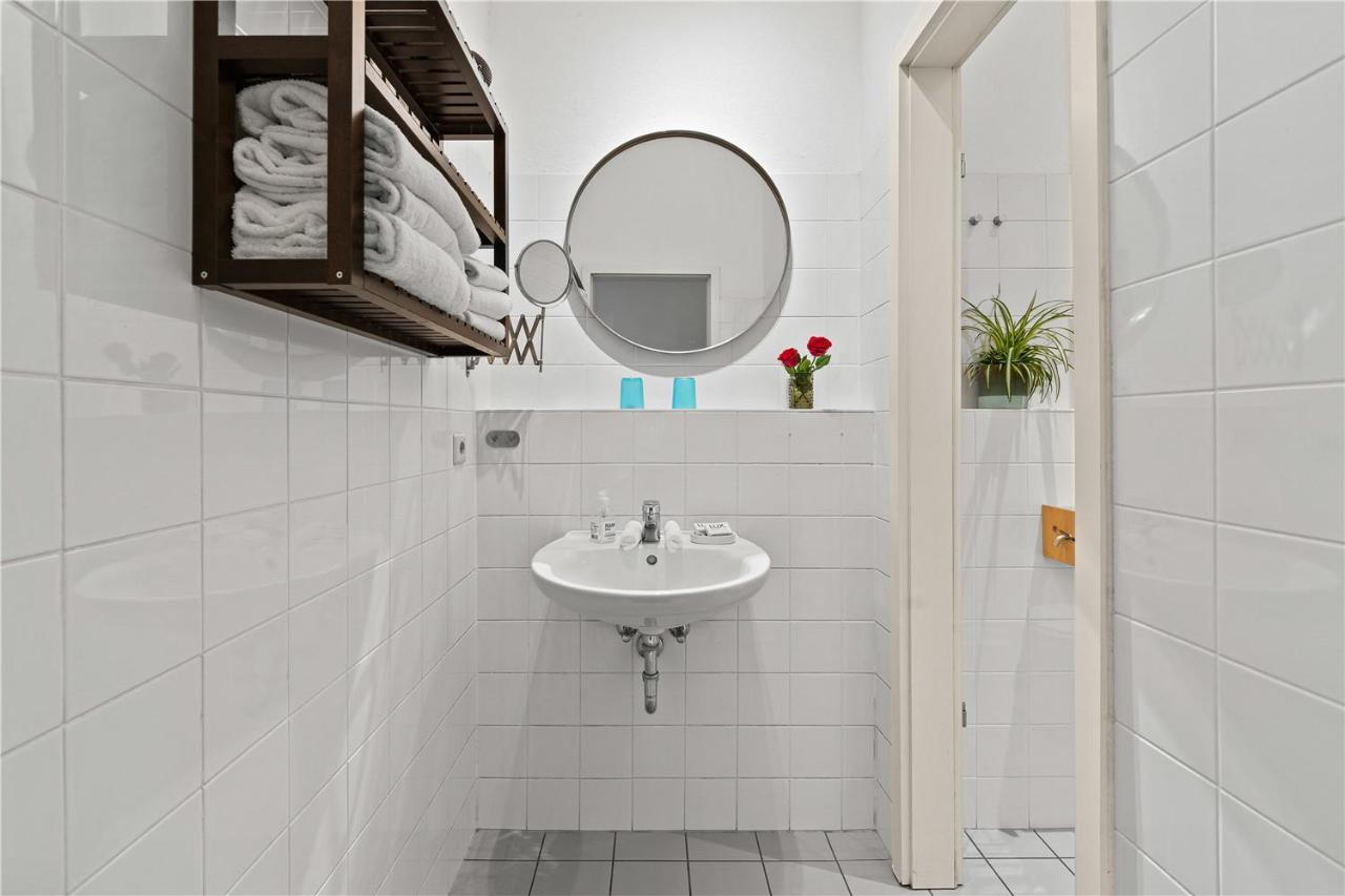 33 Efg Schoenhauser Allee Mit Balkon Apartment Berlin