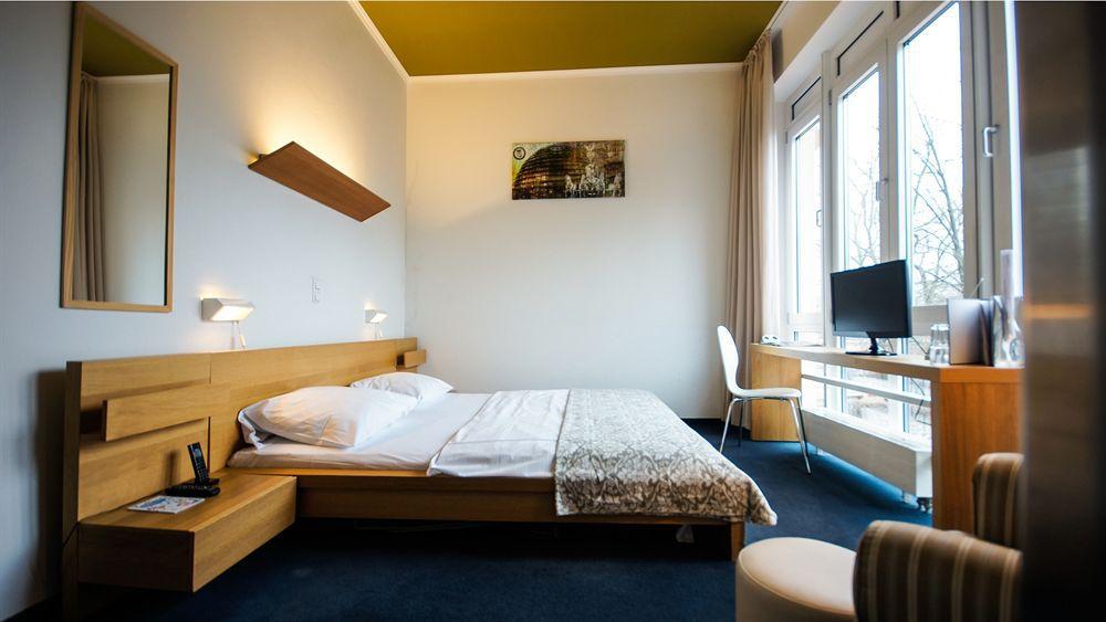 Guest house Midi Parkhotel Mitte