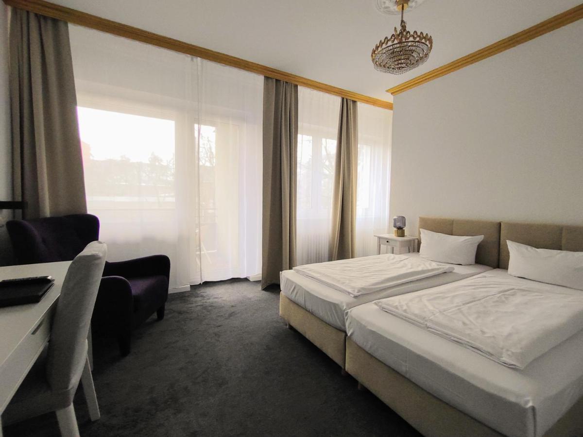 Hotel Les Nations 3*