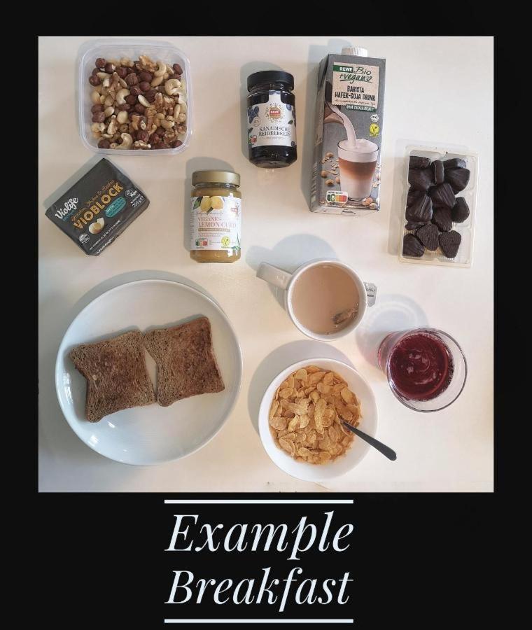 Homestay Female With Vegan Breakfast Berlin