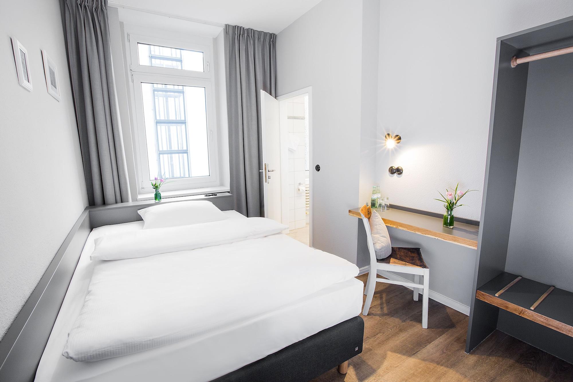 Hotel Anna 1908 3*
