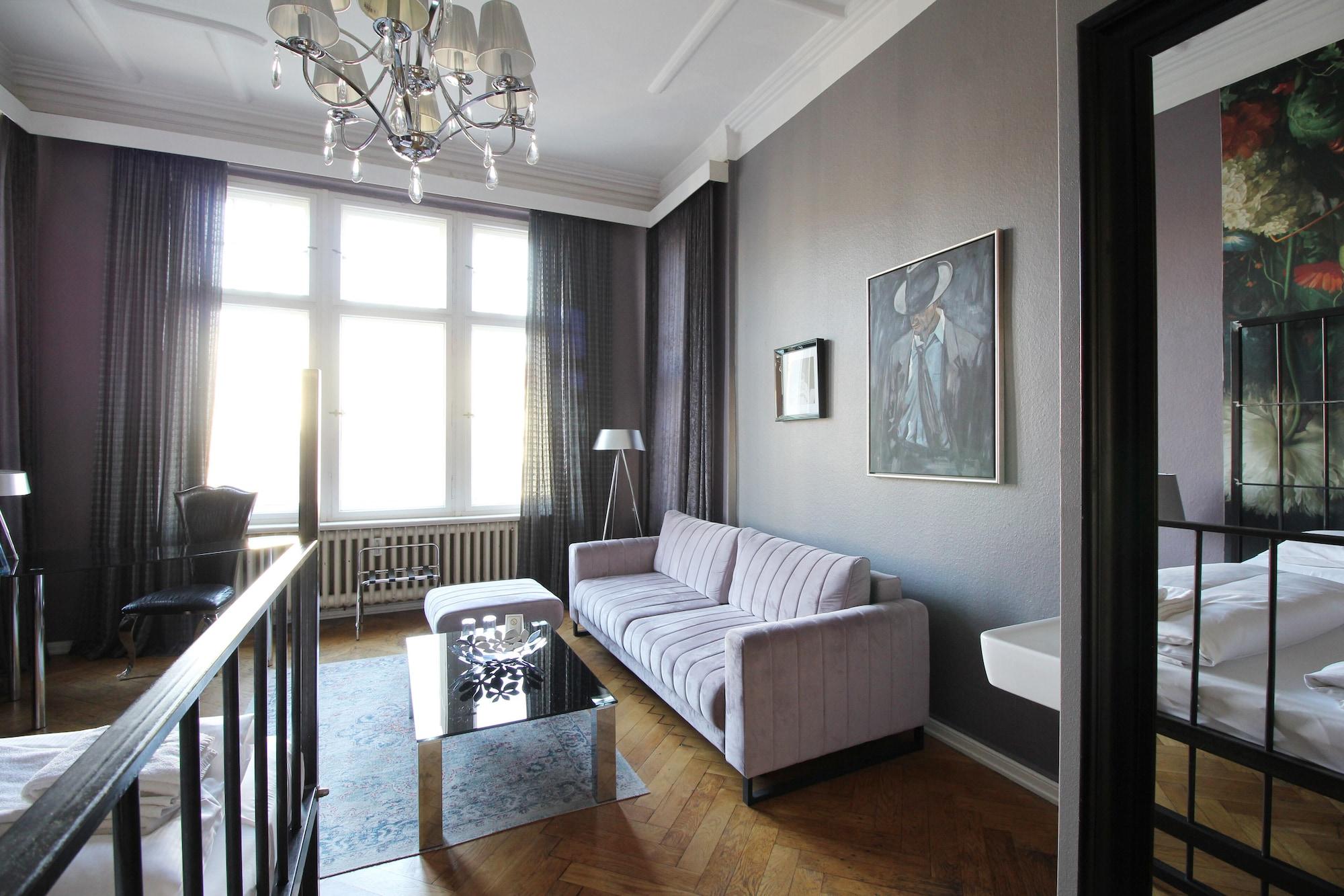 Arthotel Connection Hotel