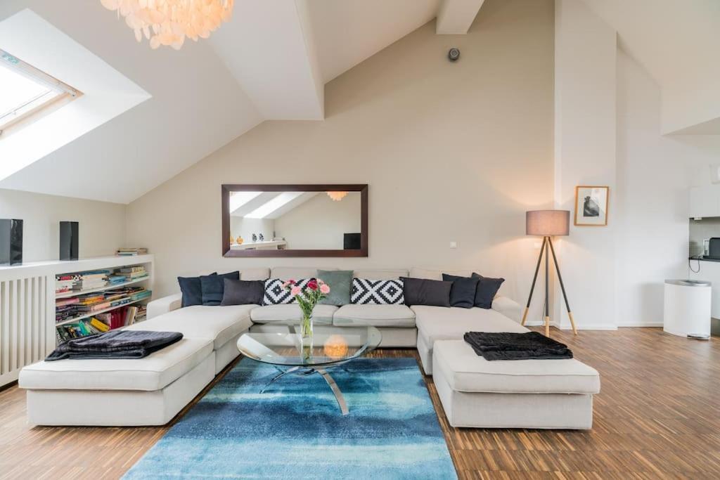 Apartment Ruhige Dachwohnung Mit Terrasse Mitte - Spacious Modern Rooftop Loft In Mitte