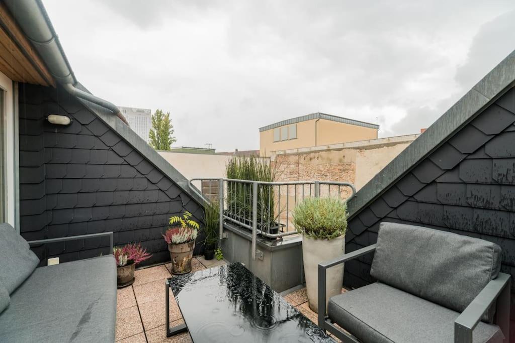 Ruhige Dachwohnung Mit Terrasse Mitte - Spacious Modern Rooftop Loft In Mitte Berlin