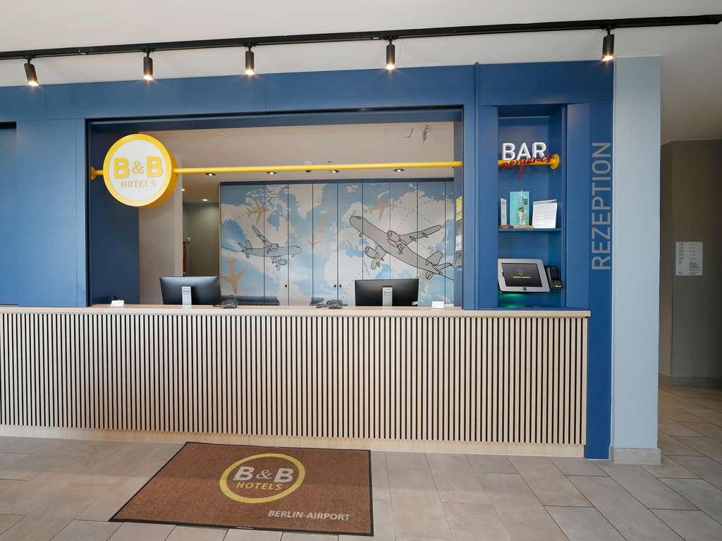 Berlin-airport 2* Berlim
