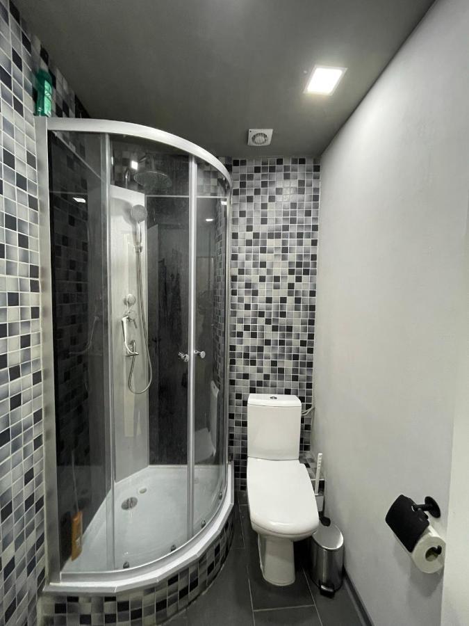 Bright: Flat With Balcony - Kitchen - Free Parking * Berlin