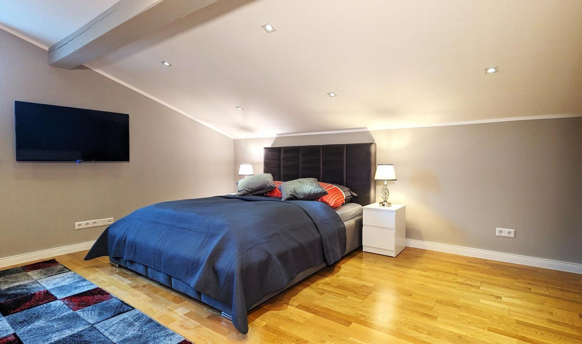 3 Rooms - Zimmervermietung Naehe Flughafen Ber - Gratis Wlan, Parken & Netflix Hospedagem domiciliar Berlim