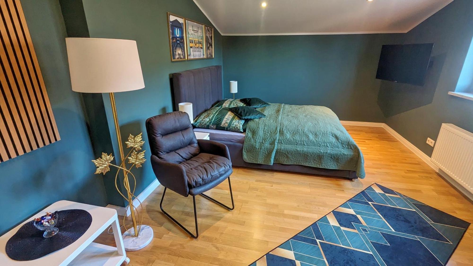 Hospedagem domiciliar 3 Rooms - Zimmervermietung Naehe Flughafen Ber - Gratis Wlan, Parken & Netflix *