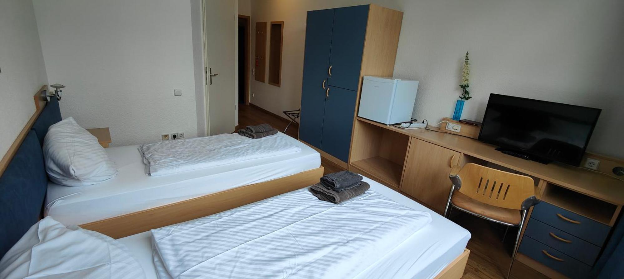 Hotel Hw - Haus Am Niederfeld Berlin
