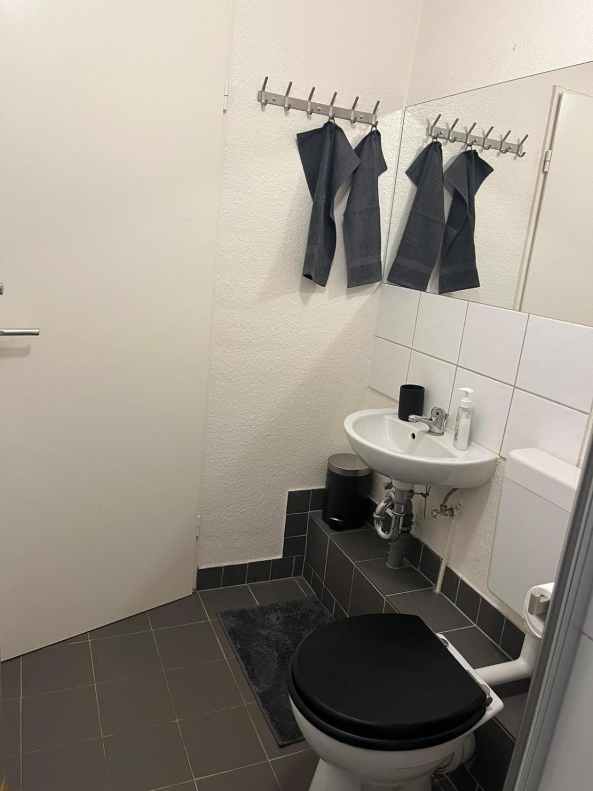 Wunderschoenes Im P-berg Mit Pkw Stellplatz Optional Buchbar * Berlin