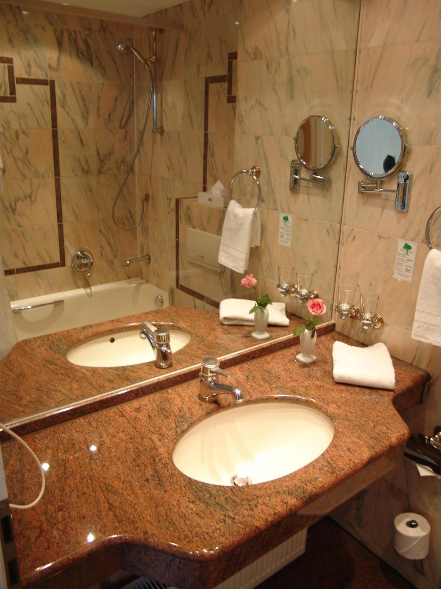 Hotel Ringhotel Seehof 4*