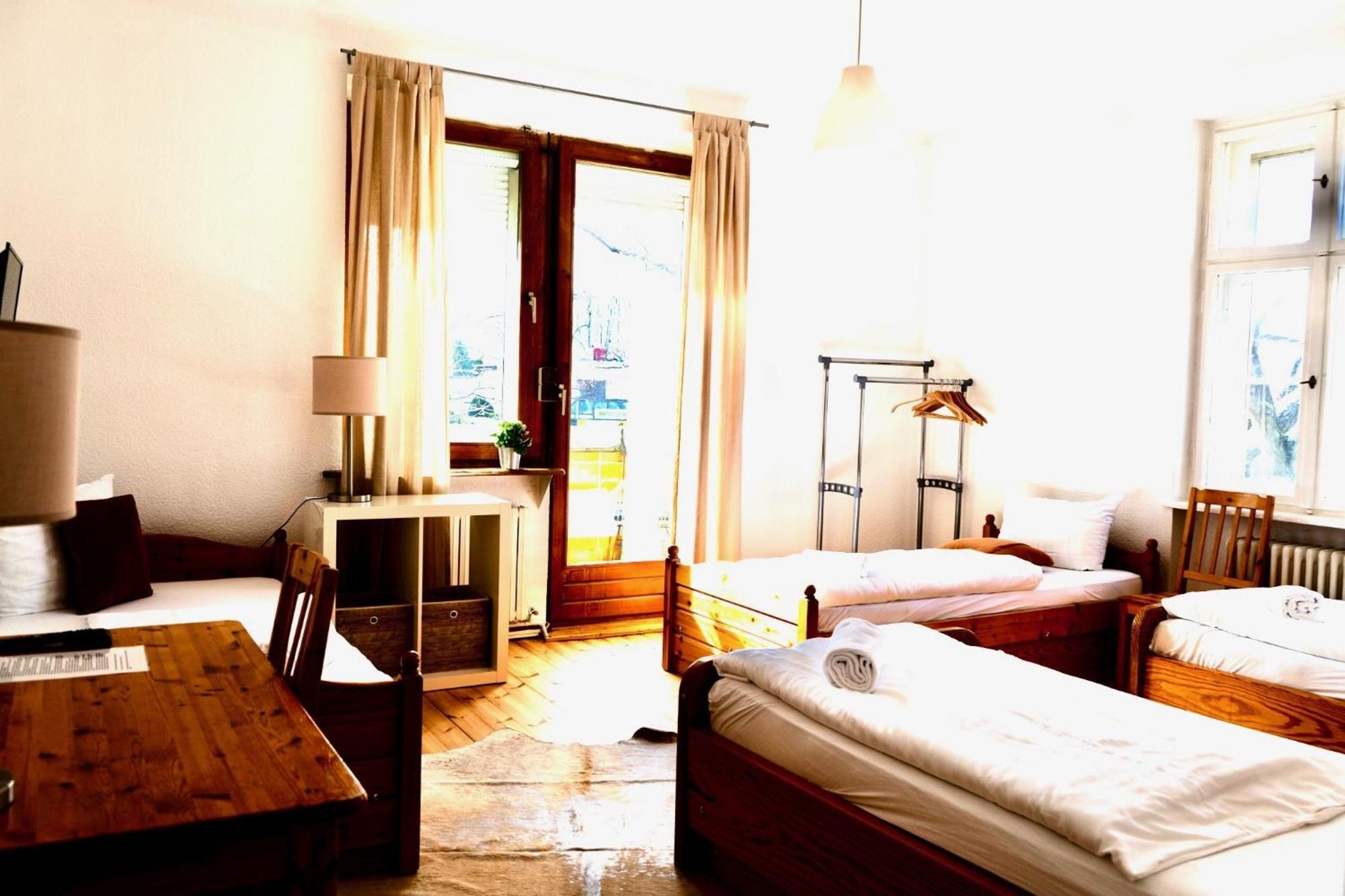 Hotel Nest 2*