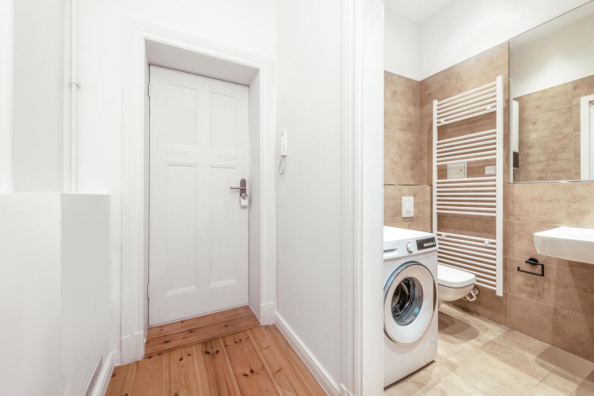 The Malmoeer, 1 Bed With Lovely Terrace Up To 2 *