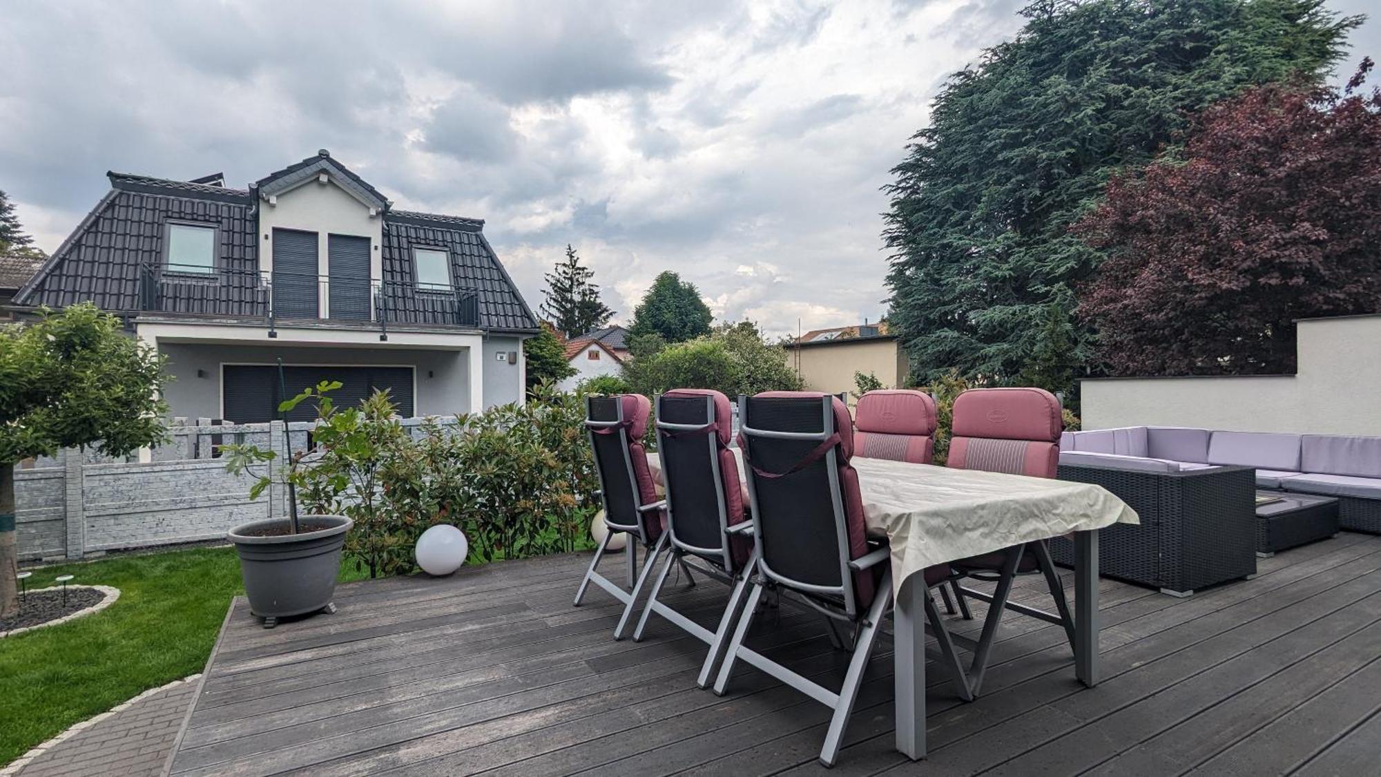 Hospedagem domiciliar 3 Rooms - Zimmervermietung Naehe Flughafen Ber - Gratis Wlan, Parken & Netflix Berlim