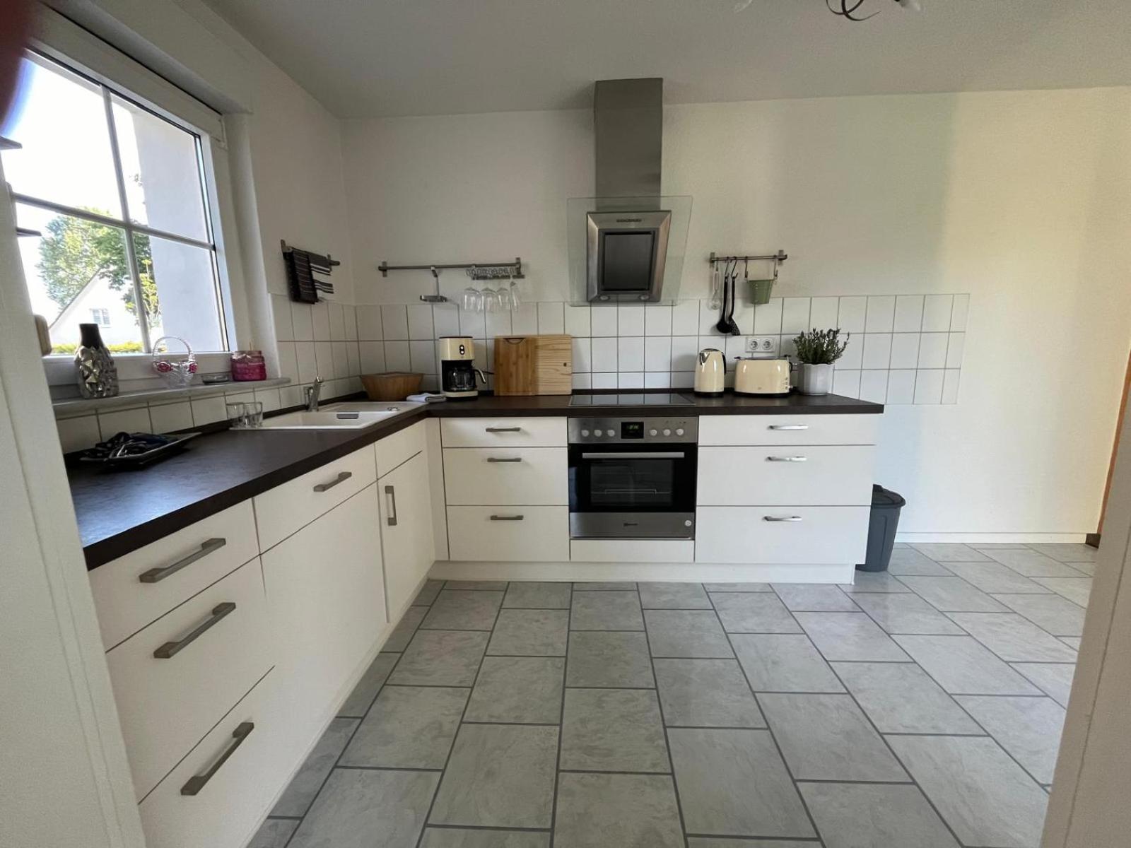 Casa de férias Frundsberg 24-ferienhaus, Zentral Im Herzen Berlins, Pkw-stellplatz Und W-lan Kostenlos *