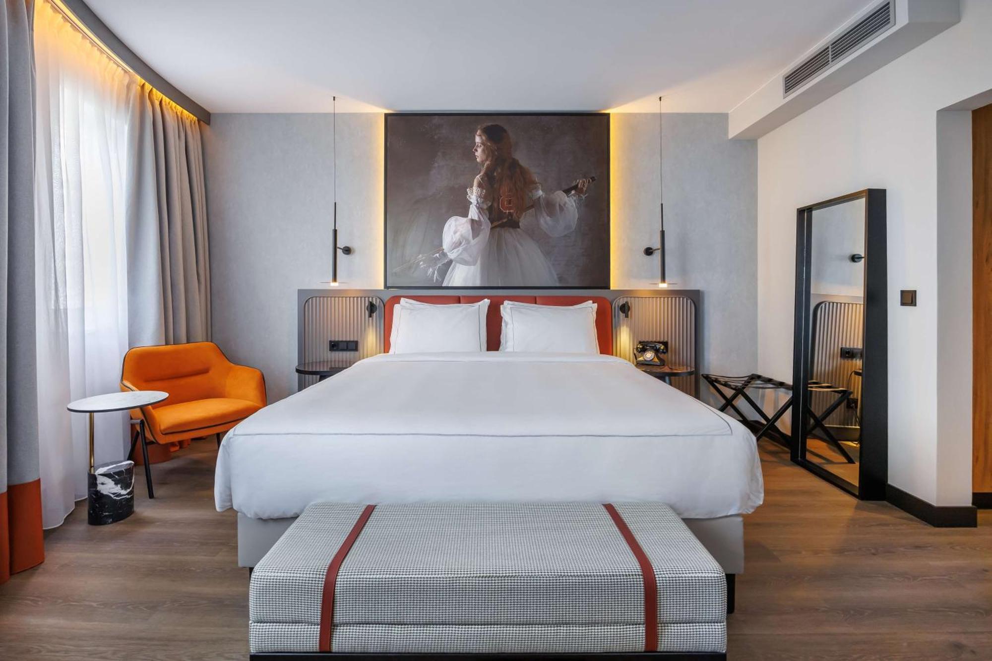 Hotel Radisson Red Kudamm 4*