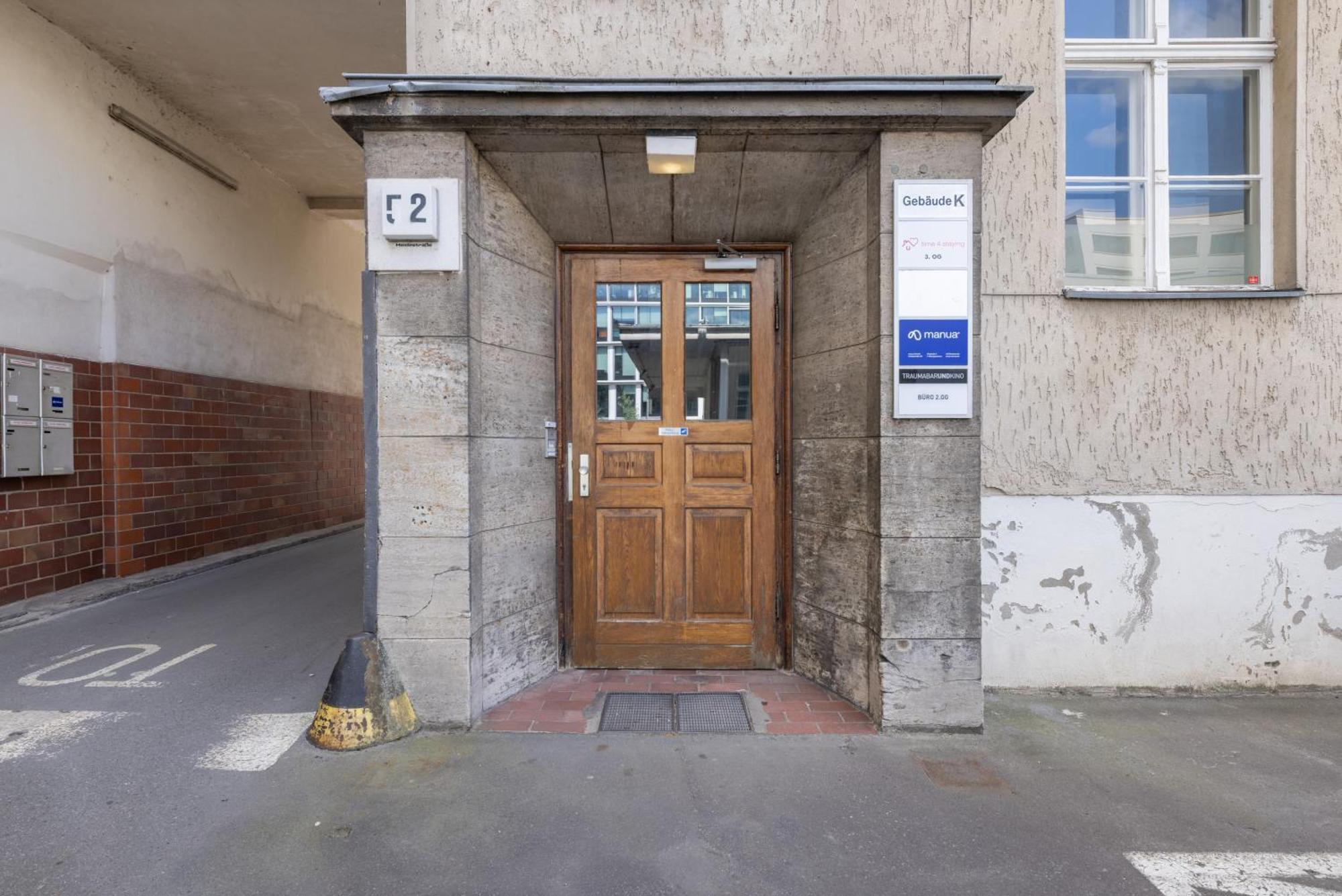 160qm 6-zimmer Banksi-galerie-apartment Hauptbahnhof Apartamento *