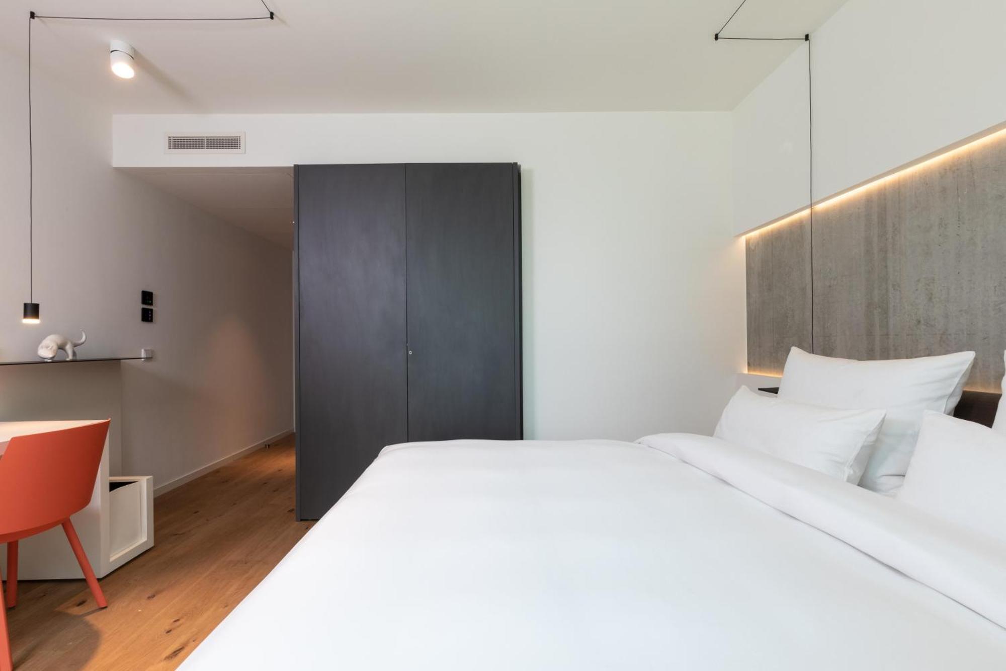 Hotel Kpm & Residences