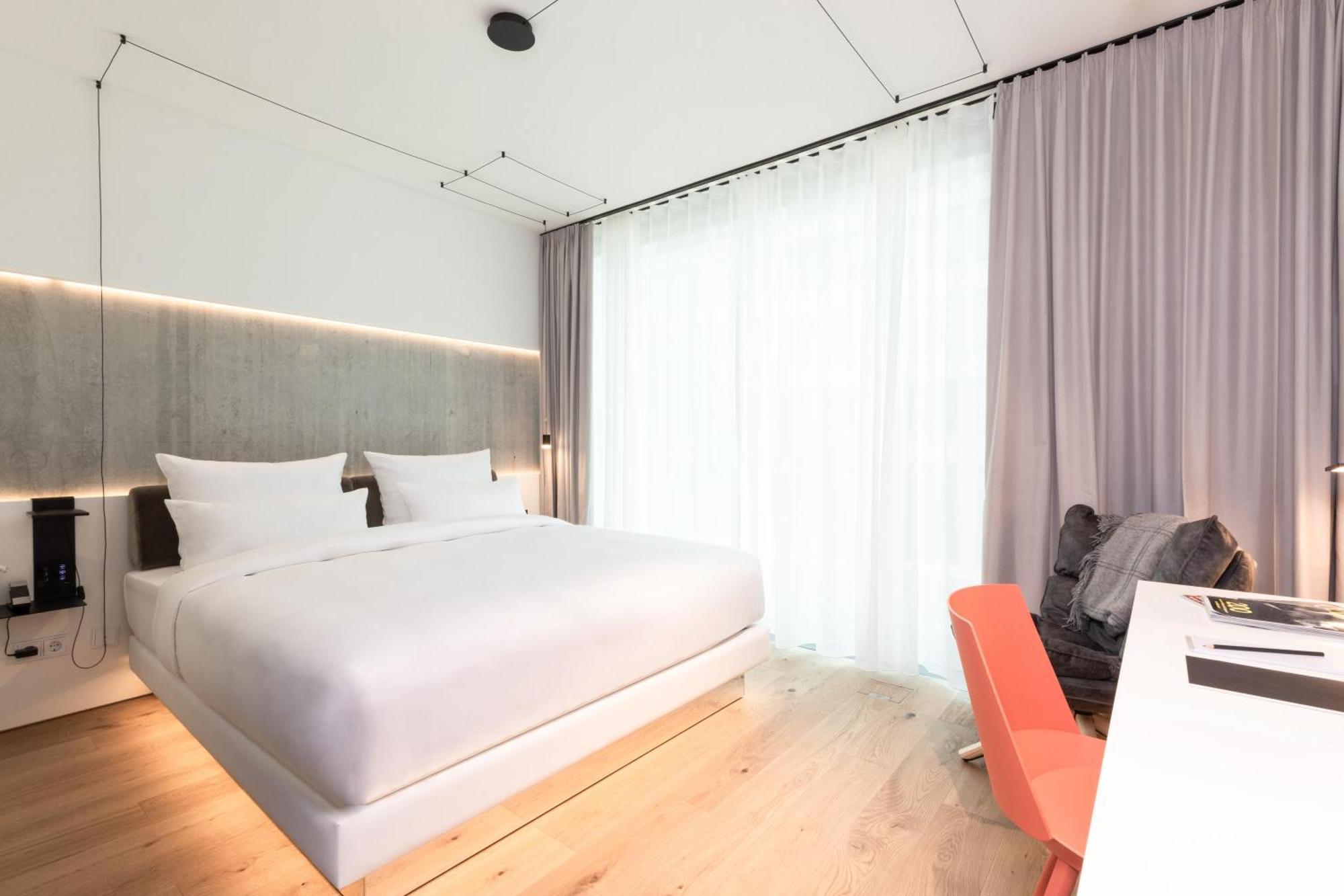 Hotel Kpm & Residences