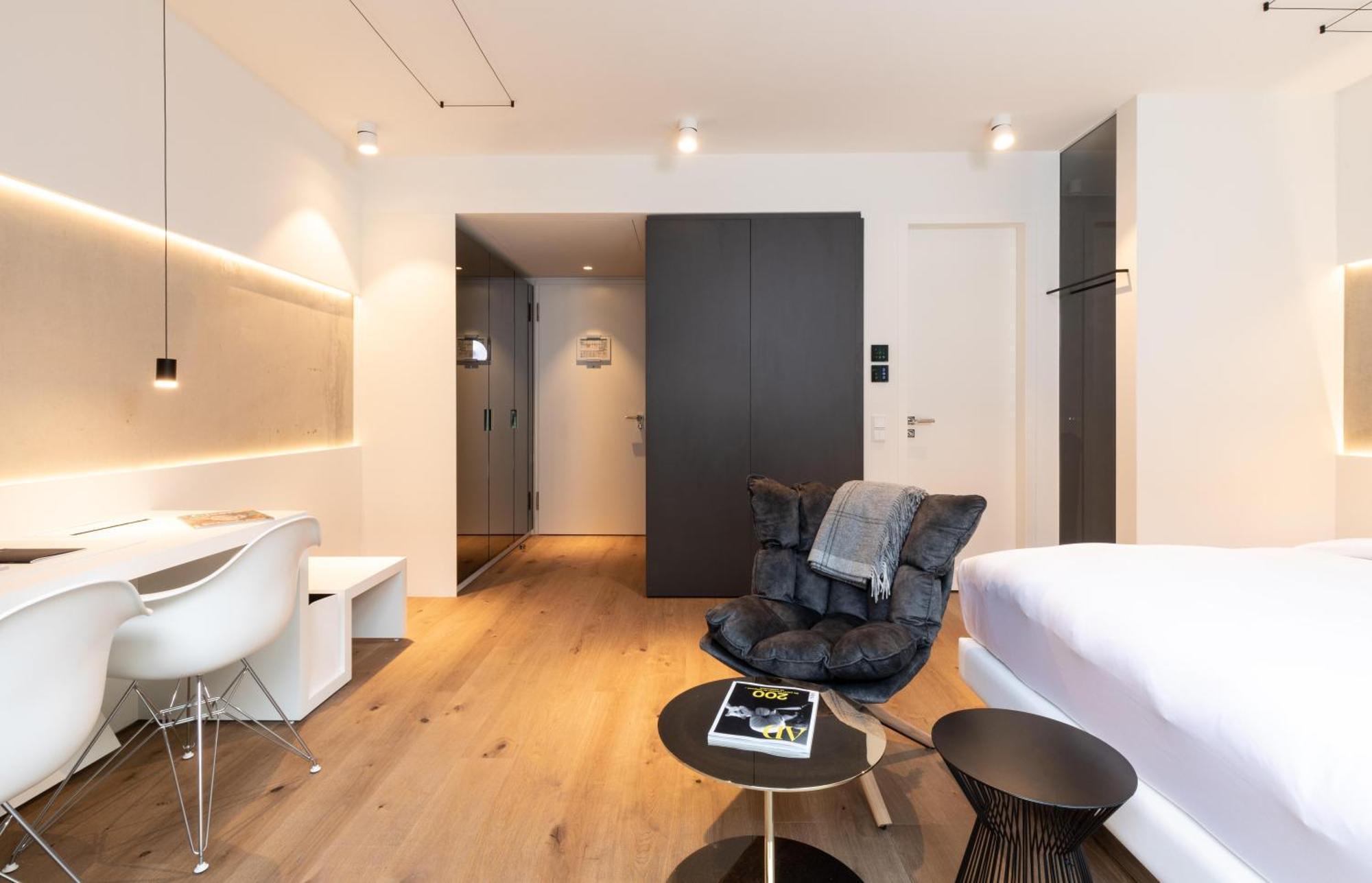 Kpm & Residences Hotel 5*